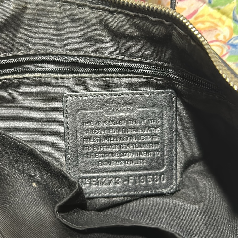 Coach Handbag - Picture 4 of 8